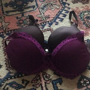 Limited time, set of 2 bras for comfortable daily wear.
